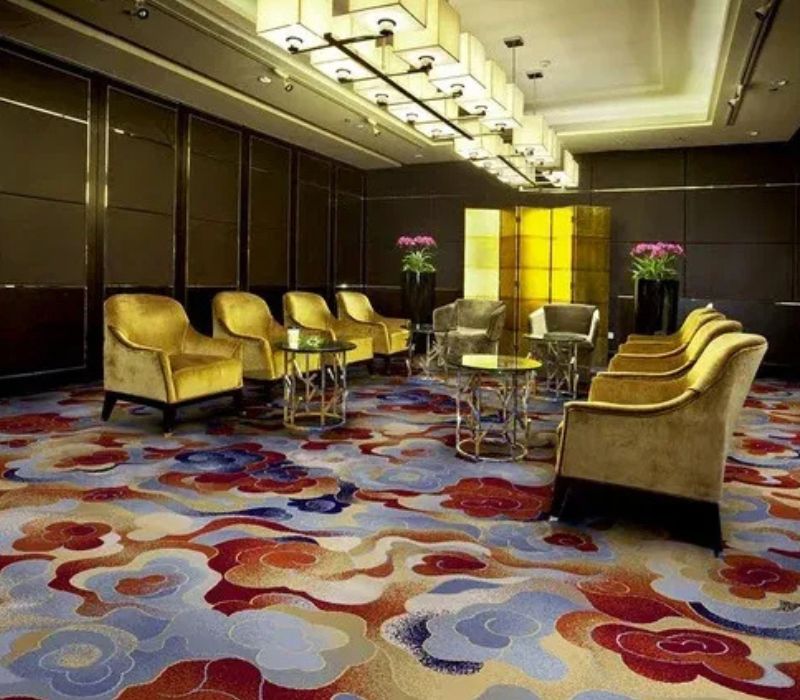 BOLD & ELEGANT